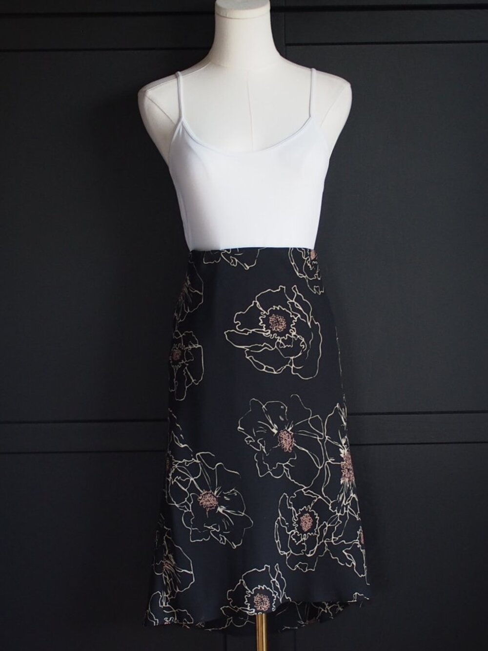 Smart Set | Vintage 1990s/Y2K Black Floral A-line Skirt